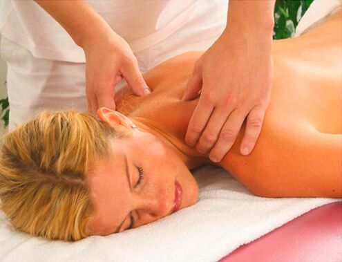 Therapeutesch Massage fir Gebärmutteral Osteochondrosis