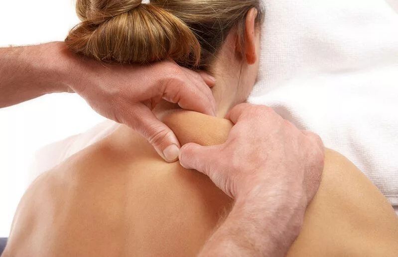 Massage fir Osteochondrose vun der Gebärmutterkierper